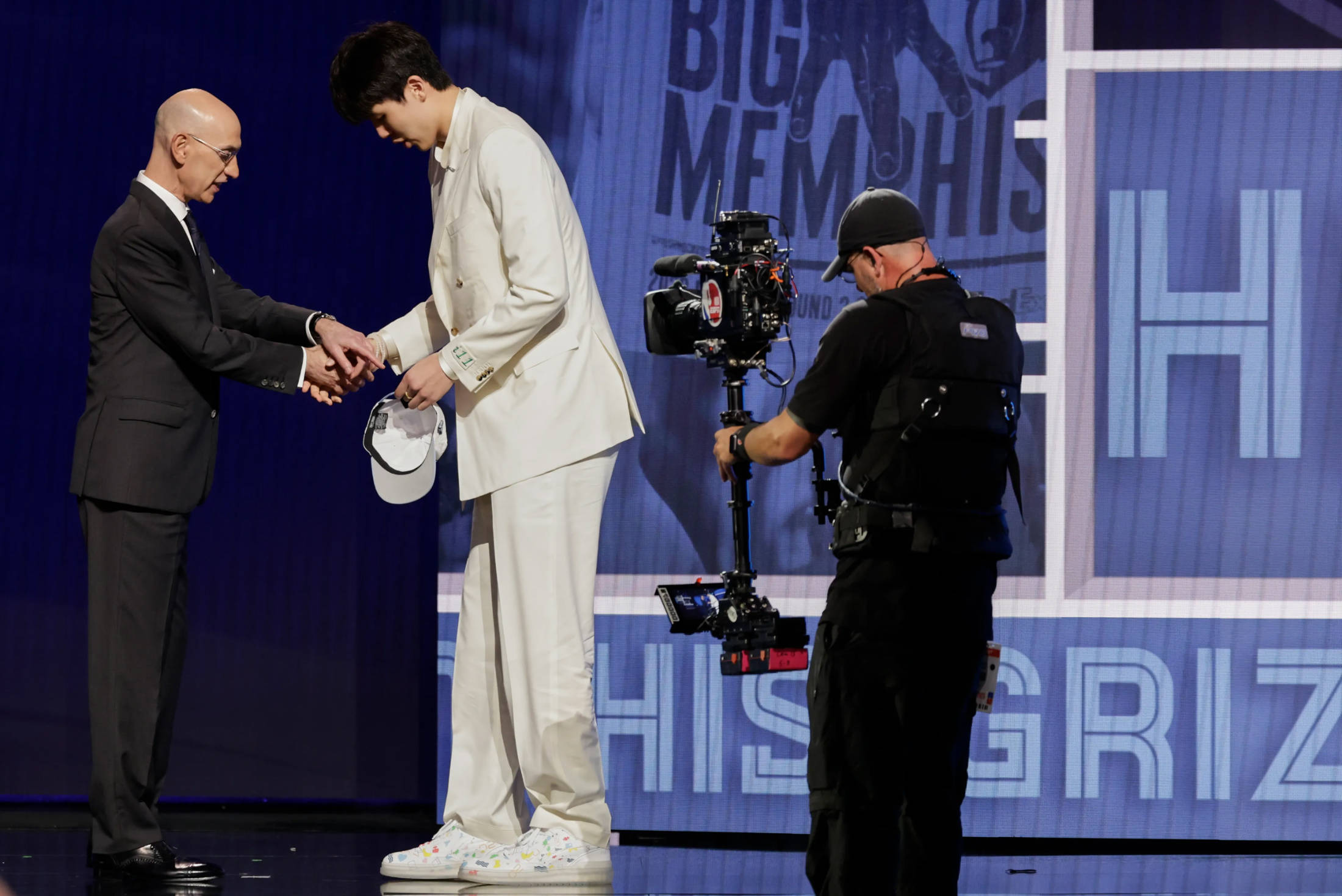 开拓者队主帅突然下课,球队内部氛围恶化的简单介绍 开拓者队主帅突然下课,球队内部氛围恶化的简单介绍