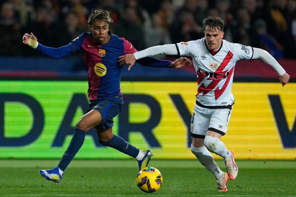 西甲球队签下南美天才,引发球迷热议 西甲球队签下南美天才,引发球迷热议