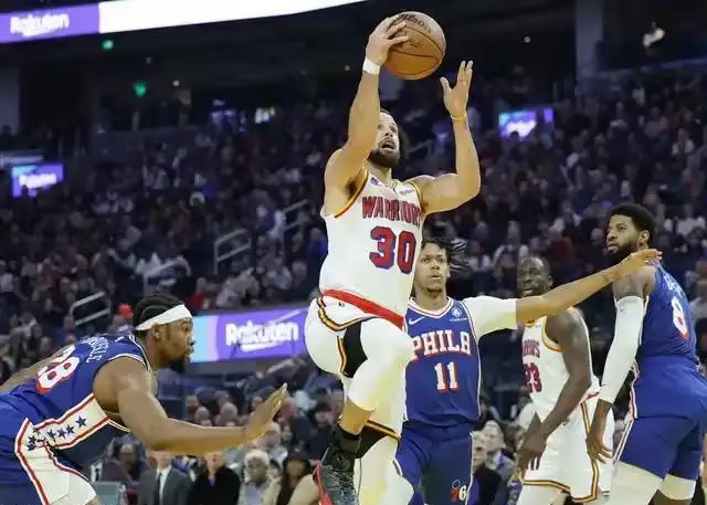 雷火电竞充值-勇士鏖战76人，杜兰特状态火热
