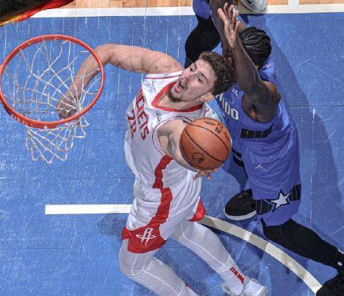 战术变革,球队取得一波连胜 战术变革,球队取得一波连胜