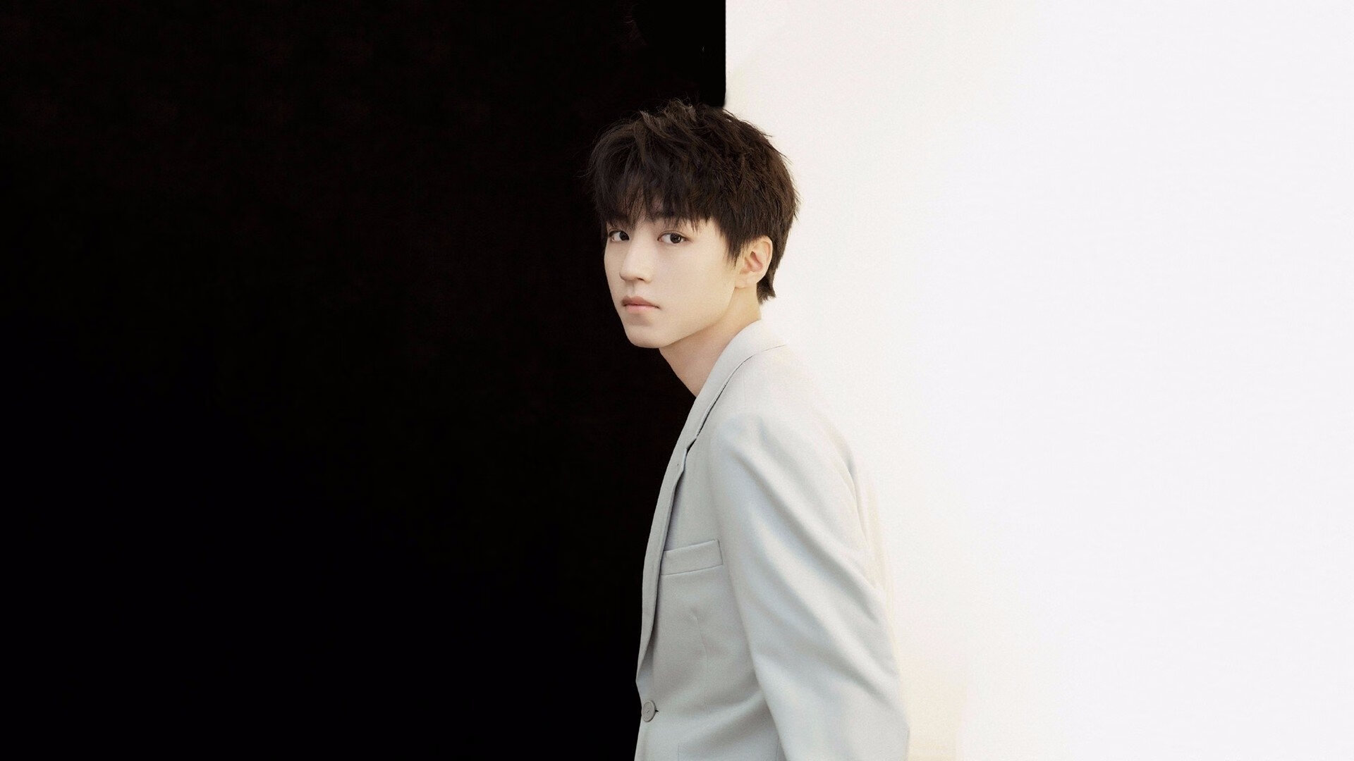 苏亚雷斯在英格兰对阵毕尔巴鄂的虚构战场上，为何能赛后评分拉满？