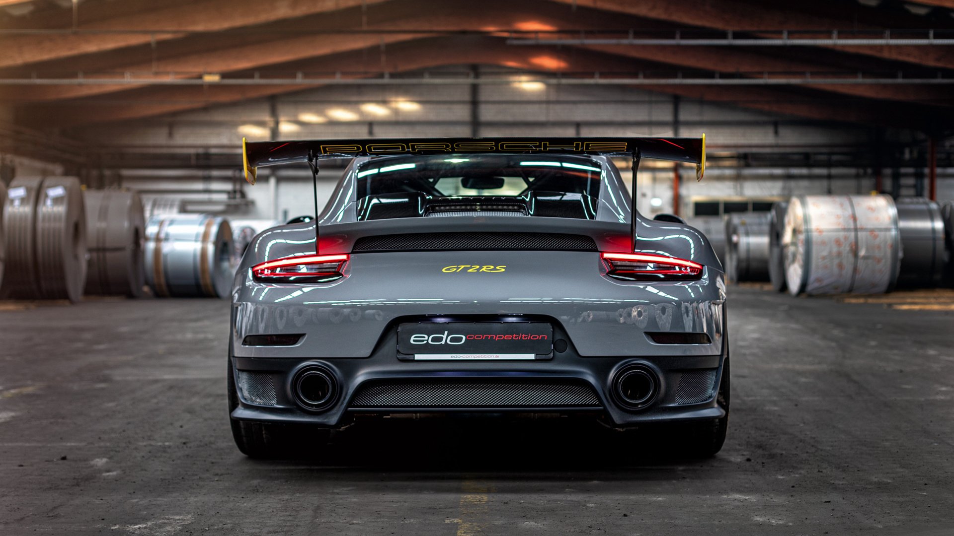 逆流而上！奥亚尔萨瓦尔的压制级演出，一夜颠覆世界足坛的旧秩序