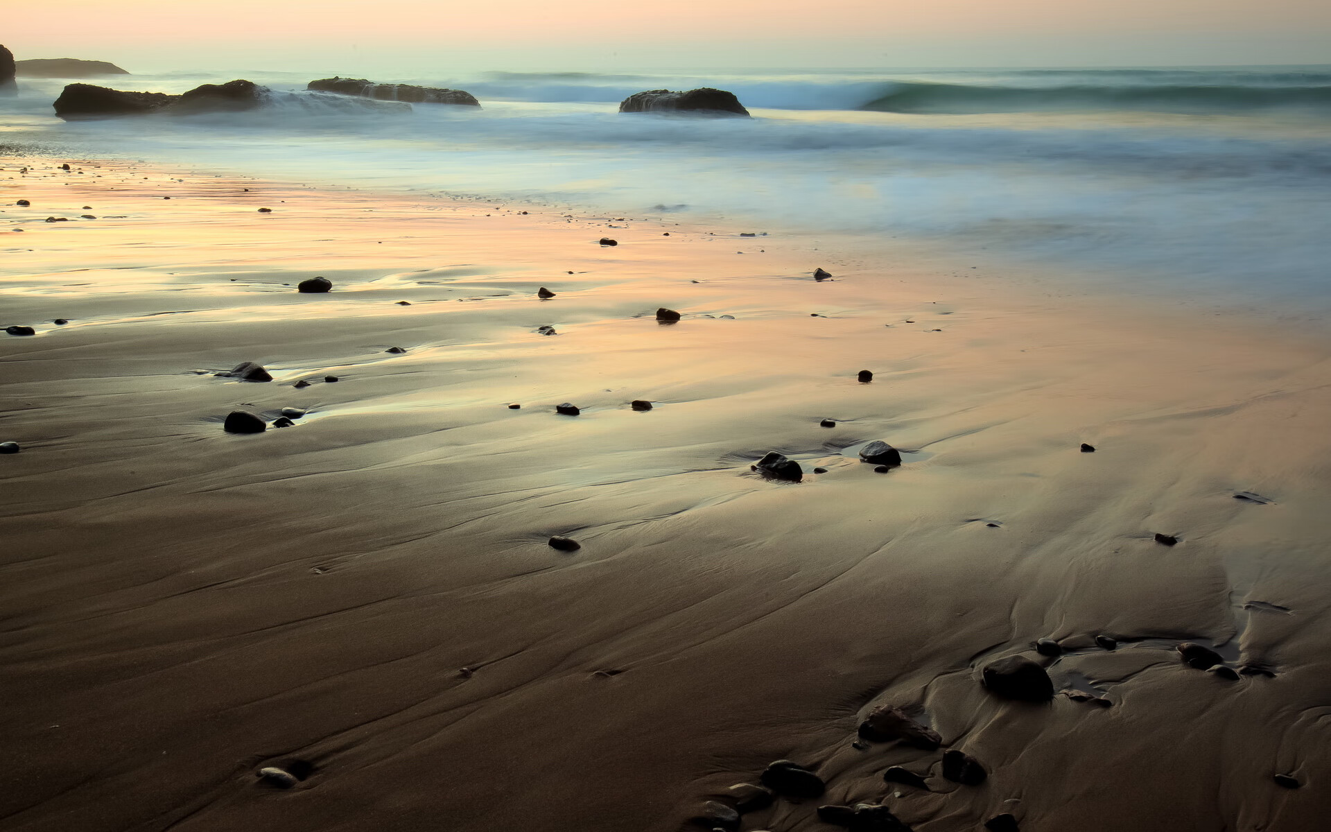 雷火电竞中国-南美锋芒VS非洲之盾，马丁内利的致命一击与喀麦隆的钢铁围城