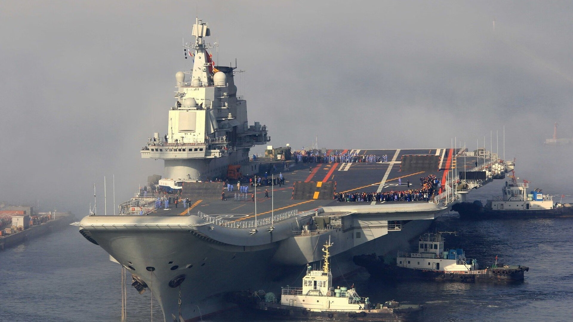 雷火电竞-北欧寒锋与桑巴烈焰，当丹麦的团队铁律，淬炼出维尼修斯的巨星之证